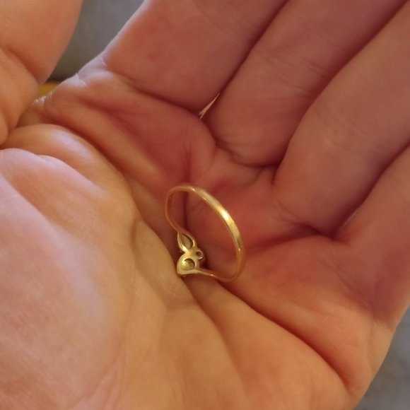 10K Yellow Gold Flower Ring Size 6 - Picture 6 of 8